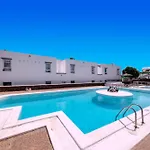 Eva Vacation Pool & Relax